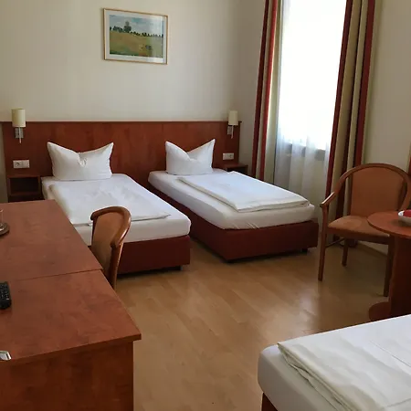 Am Ledermuseum 2* Offenbach am Main