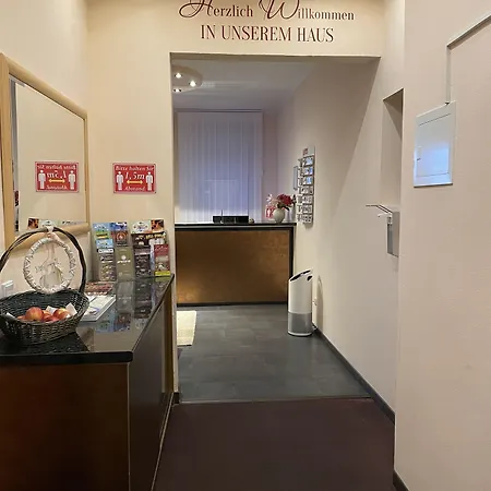 Am Ledermuseum 2* Offenbach am Main