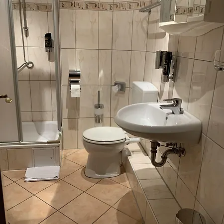 Am Ledermuseum Hotel 2*